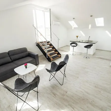 Σπίτι διακοπών House Jaka 2 *